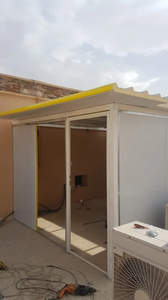 مميزات غرف ساندوتش بانل