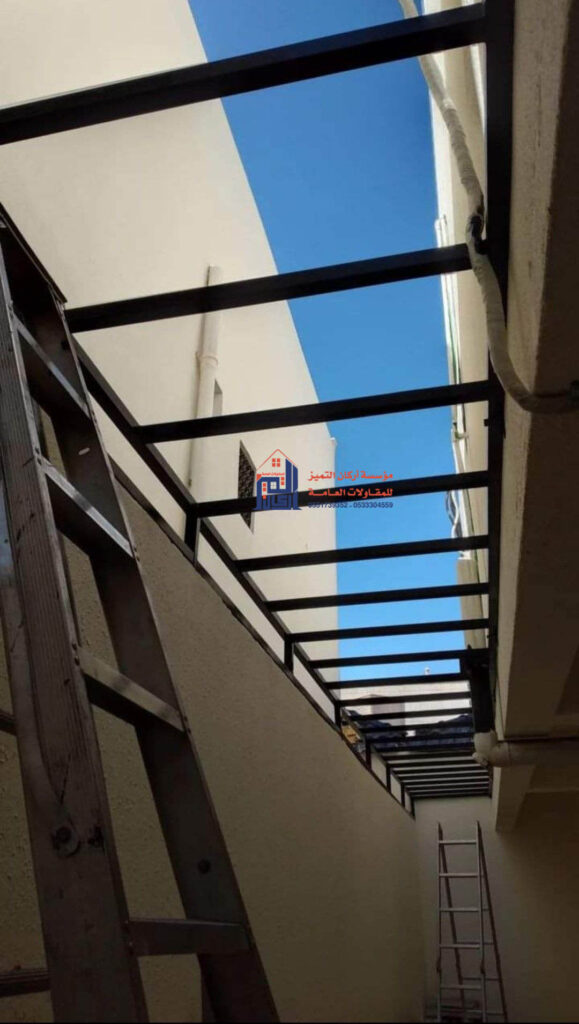 مظلات لكسان